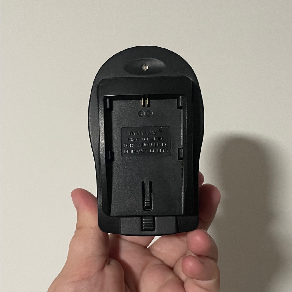Universal Black Travel Plug Adapter - Picture 2 of 7